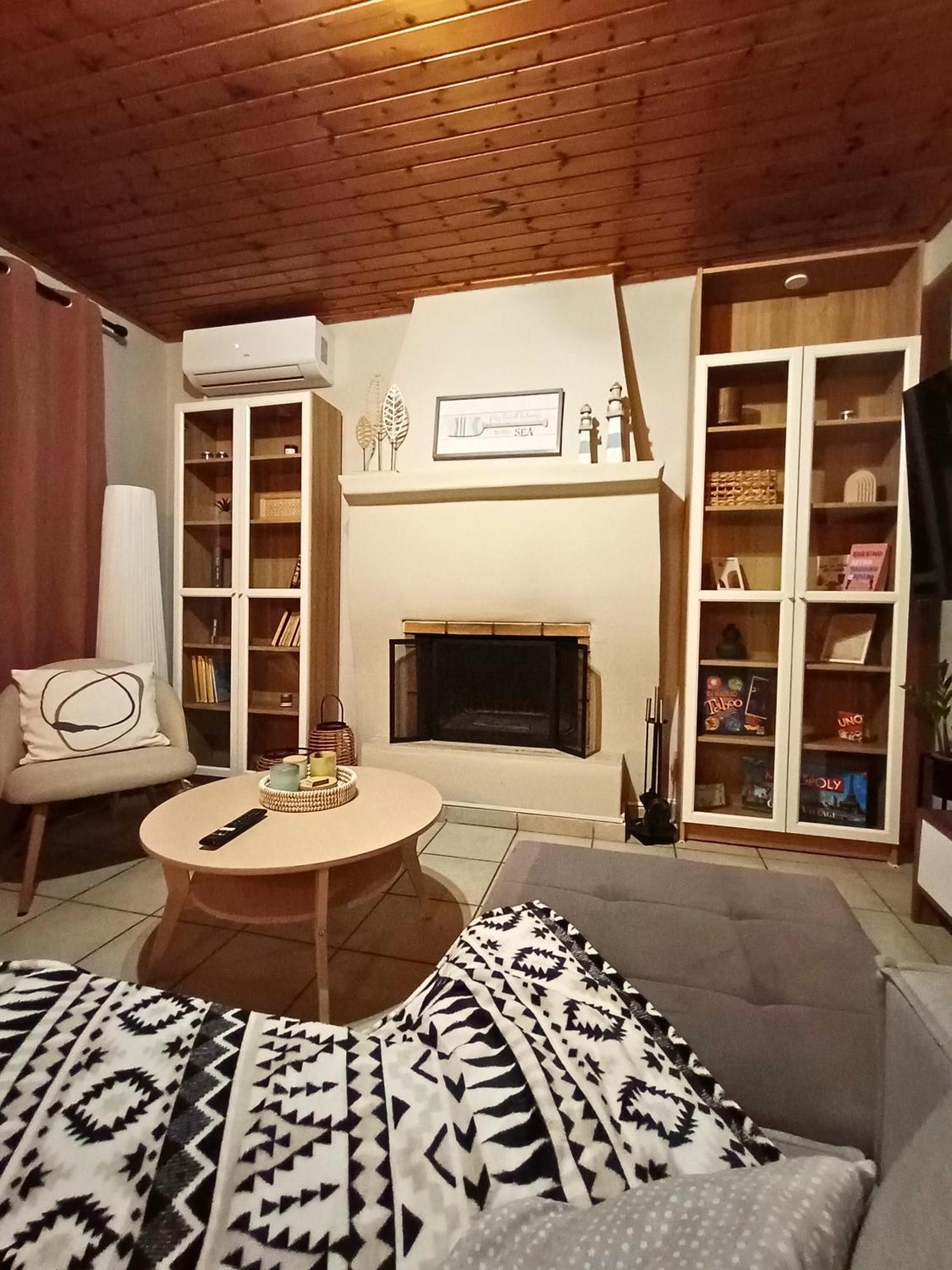Nafplio Cottage-Grandma'S Yard Asini  ภายนอก รูปภาพ